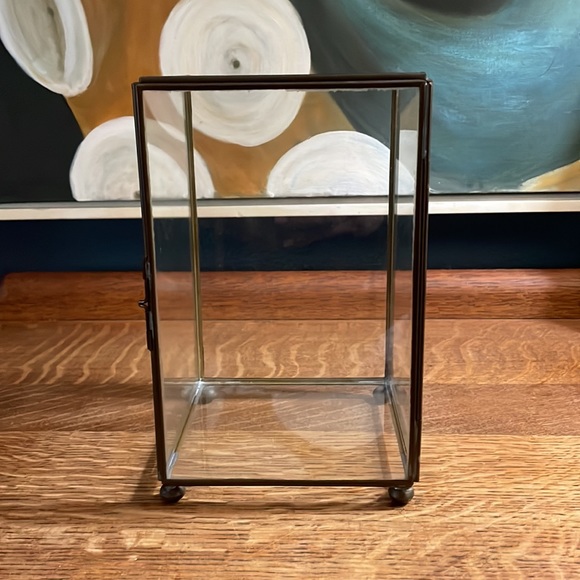 Vintage Glass and Brass Display - Picture 5 of 7